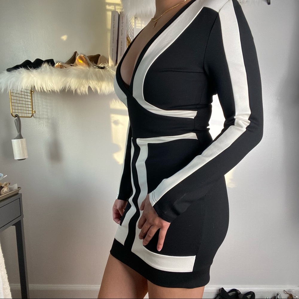 NWT Lec Bleu long sleeve body con structured mini dress